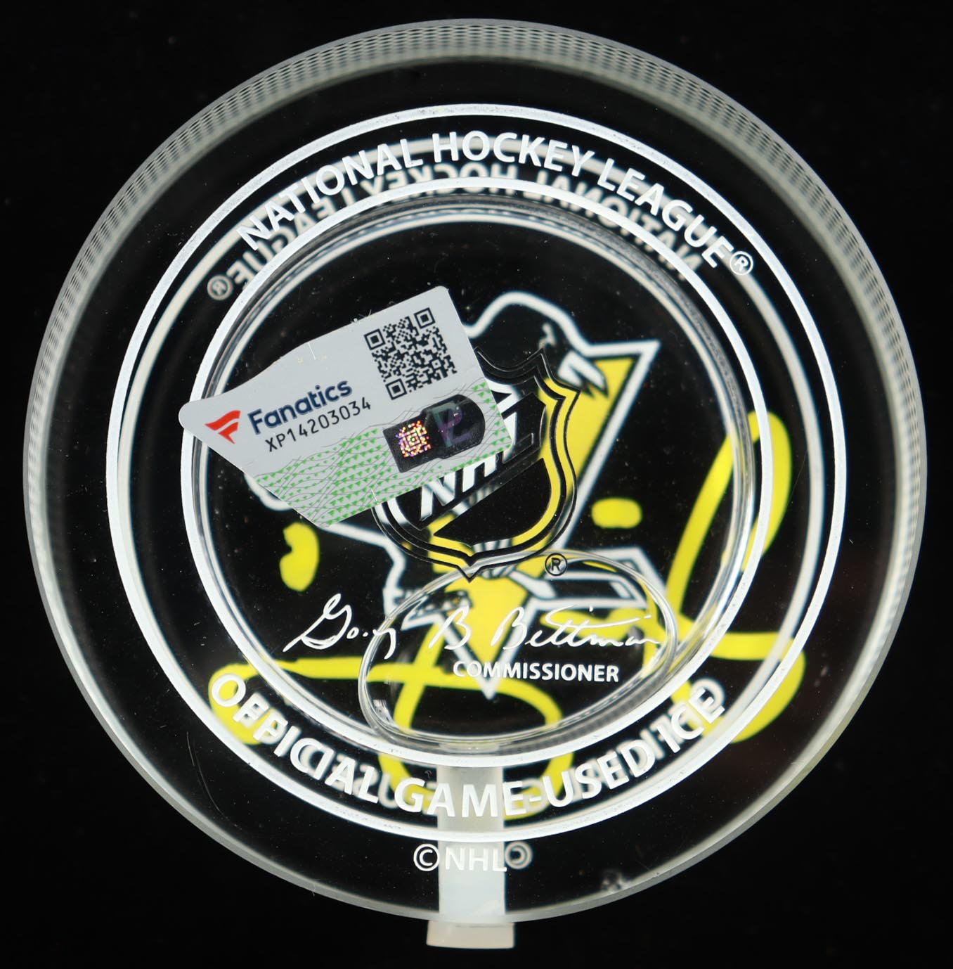 Jaromir Jagr Signed Penguins Crystal Hockey Puck Filled with Game-Used 2024-25 Season Ice (Fanatics) at PristineAuction.com Jaromir Jagr Signed Penguins Crystal Hockey Puck Filled with Game-Used 2024-25 Season Ice (Fanatics) at PristineAuction.com