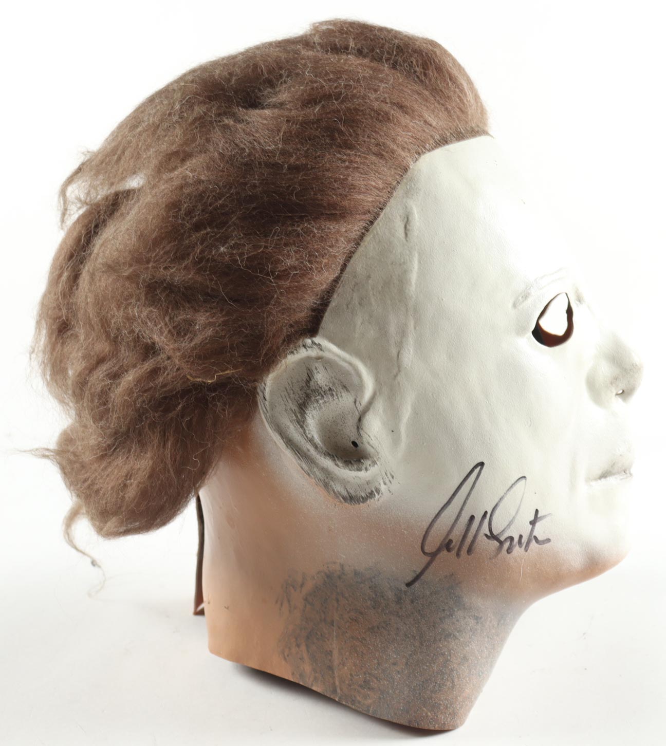 William Shatner Signed "Halloween" Michael Myers Mask (JSA) at PristineAuction.com William Shatner Signed "Halloween" Michael Myers Mask (JSA) at PristineAuction.com