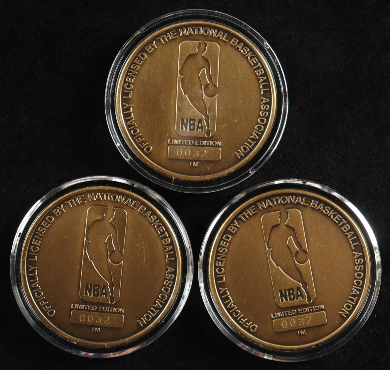 Kobe Bryant, Shaquille O'Neal & Lakers LE The Highland Mint Lakers Matched Number Solid Bronze (3) Coin Set at PristineAuction.com Kobe Bryant, Shaquille O'Neal & Lakers LE The Highland Mint Lakers Matched Number Solid Bronze (3) Coin Set at PristineAuction.com