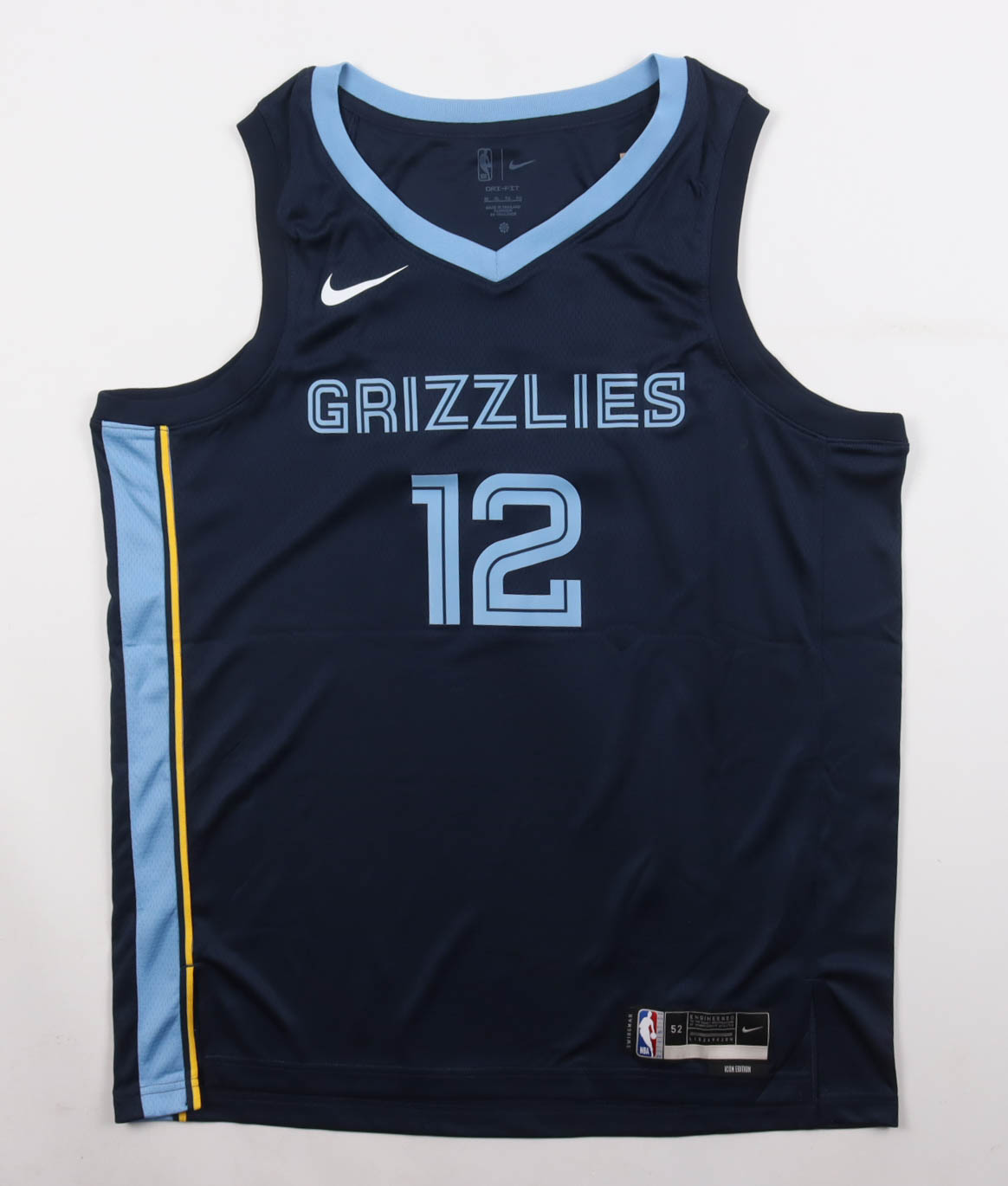 Ja Morant Signed Grizzlies Nike Authentic Jersey (Beckett) at PristineAuction.com Ja Morant Signed Grizzlies Nike Authentic Jersey (Beckett) at PristineAuction.com