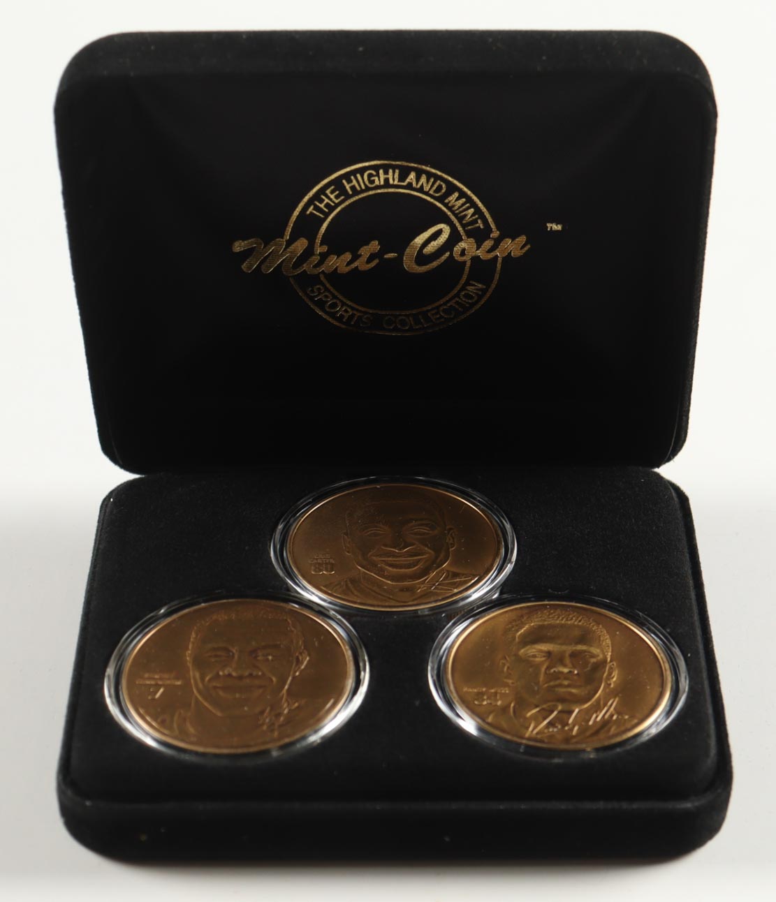 Set of (3) LE "Vikings" Highland Mint Solid Bronze Medallions with Original Case at PristineAuction.com Set of (3) LE "Vikings" Highland Mint Solid Bronze Medallions with Original Case at PristineAuction.com