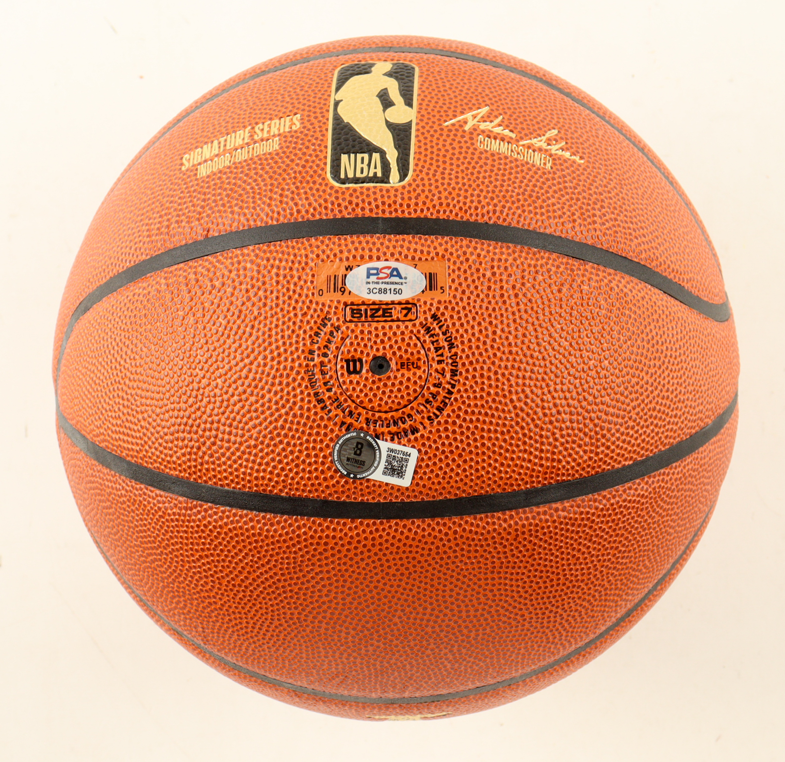 Magic Johnson & Larry Bird Signed NBA Basketball (PSA & Beckett) at PristineAuction.com Magic Johnson & Larry Bird Signed NBA Basketball (PSA & Beckett) at PristineAuction.com