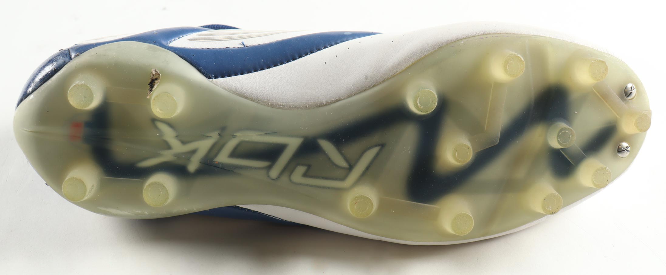 Mel Renfro Signed Reebok NFL Football Cleat Inscribed "HOF - 96" (Beckett) at PristineAuction.com Mel Renfro Signed Reebok NFL Football Cleat Inscribed "HOF - 96" (Beckett) at PristineAuction.com