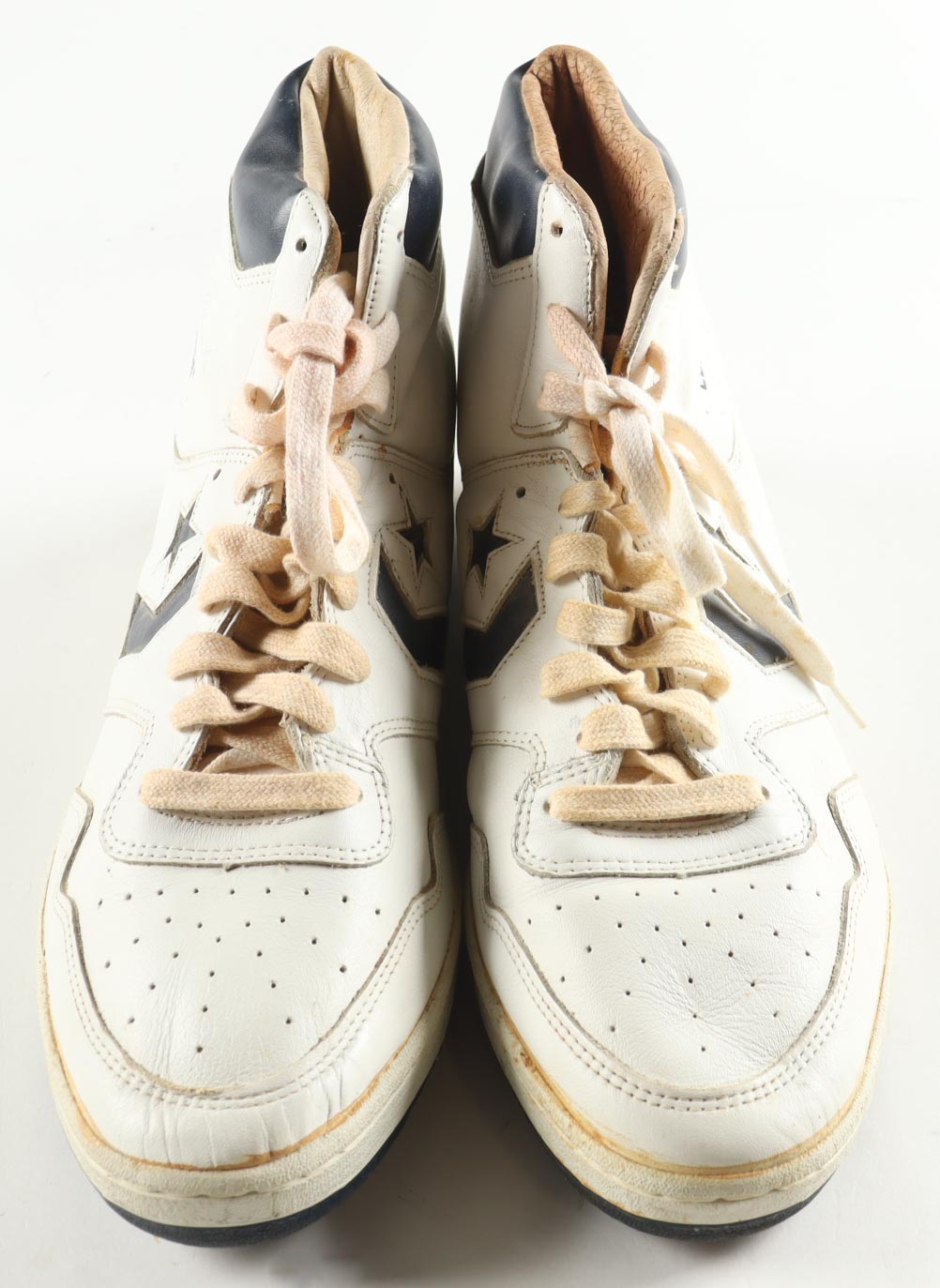 Kent Benson Signed Pair of Vintage Converse Startech Basketball Shoes with Inscriptions (Beckett) at PristineAuction.com Kent Benson Signed Pair of Vintage Converse Startech Basketball Shoes with Inscriptions (Beckett) at PristineAuction.com