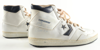 Kent Benson Signed Pair of Vintage Converse Startech Basketball Shoes with Inscriptions (Beckett) at PristineAuction.com