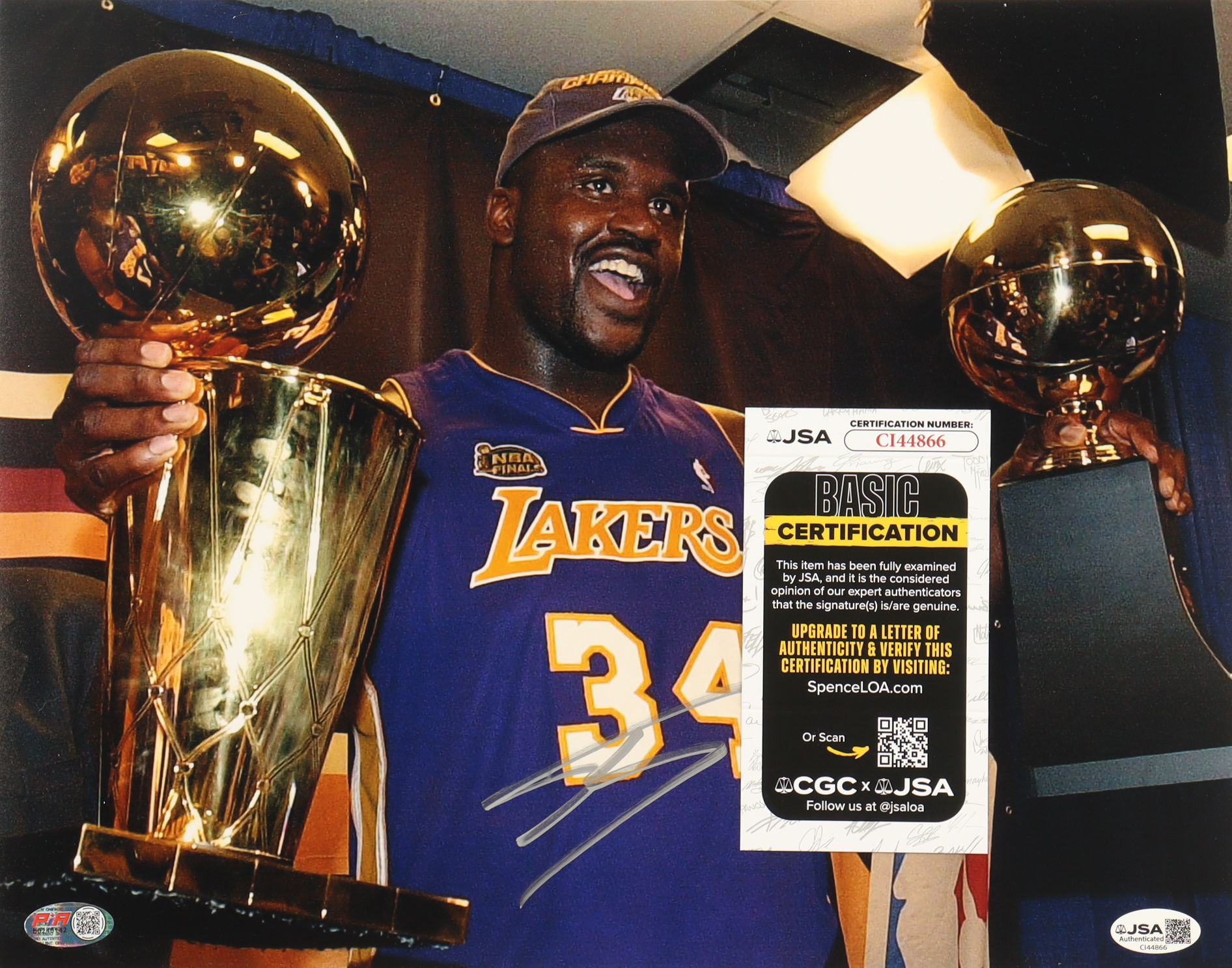 Shaquille O'Neal Signed Lakers 11x14 Photo (JSA & PIA) at PristineAuction.com Shaquille O'Neal Signed Lakers 11x14 Photo (JSA & PIA) at PristineAuction.com