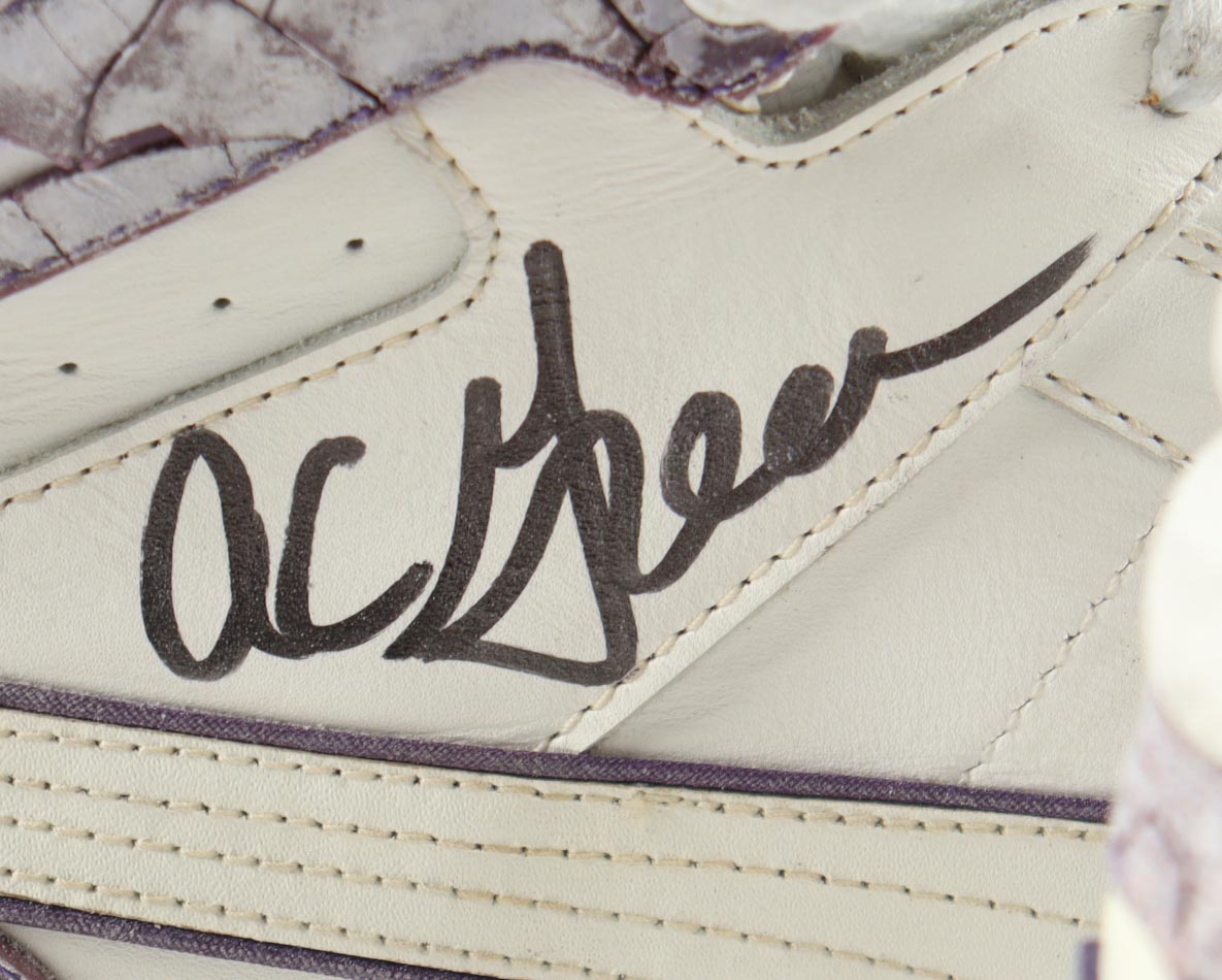 A. C. Green Signed Pair of Puma Slipstream Mid Basketball Shoes (Beckett) at PristineAuction.com A. C. Green Signed Pair of Puma Slipstream Mid Basketball Shoes (Beckett) at PristineAuction.com