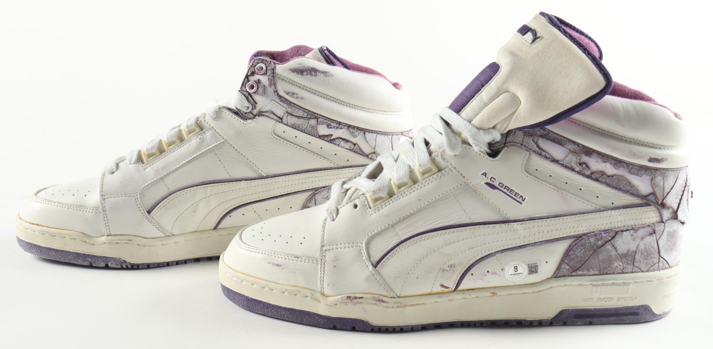 A. C. Green Signed Pair of Puma Slipstream Mid Basketball Shoes (Beckett) at PristineAuction.com A. C. Green Signed Pair of Puma Slipstream Mid Basketball Shoes (Beckett) at PristineAuction.com