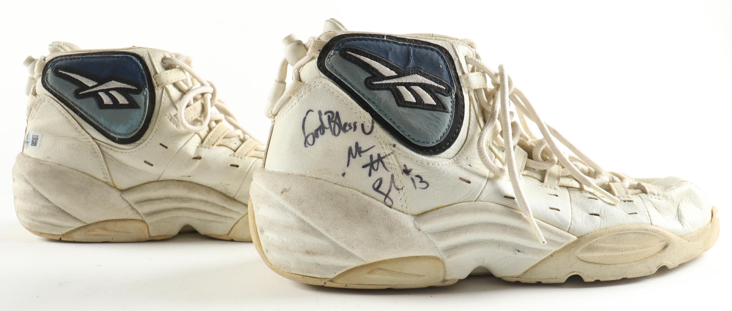 Mark Jackson Signed Pair of Reebok Drifter Basketball Shoes Inscribed "God Bless" (Beckett) at PristineAuction.com Mark Jackson Signed Pair of Reebok Drifter Basketball Shoes Inscribed "God Bless" (Beckett) at PristineAuction.com