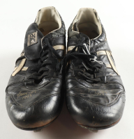 Javy Lopez Signed Pair of Vintage Asics Onitsuka Tiger Baseball Cleats Inscribed "1993" (Beckett) at PristineAuction.com