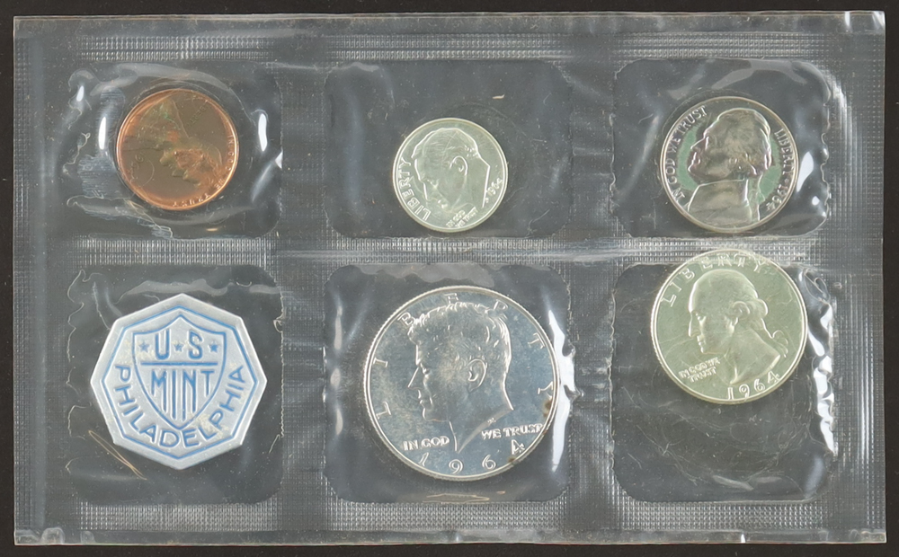 1964 Uncirculated United States Mint Souvenir (5) Coin Set at PristineAuction.com 1964 Uncirculated United States Mint Souvenir (5) Coin Set at PristineAuction.com