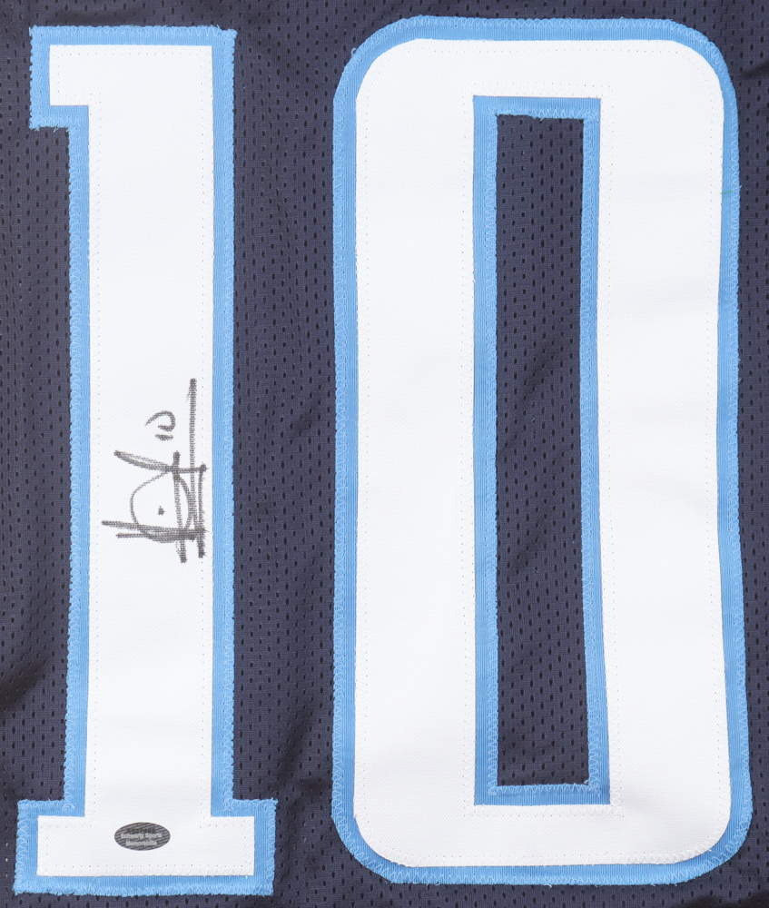 Vince Young Signed Jersey (Schwartz) at PristineAuction.com Vince Young Signed Jersey (Schwartz) at PristineAuction.com