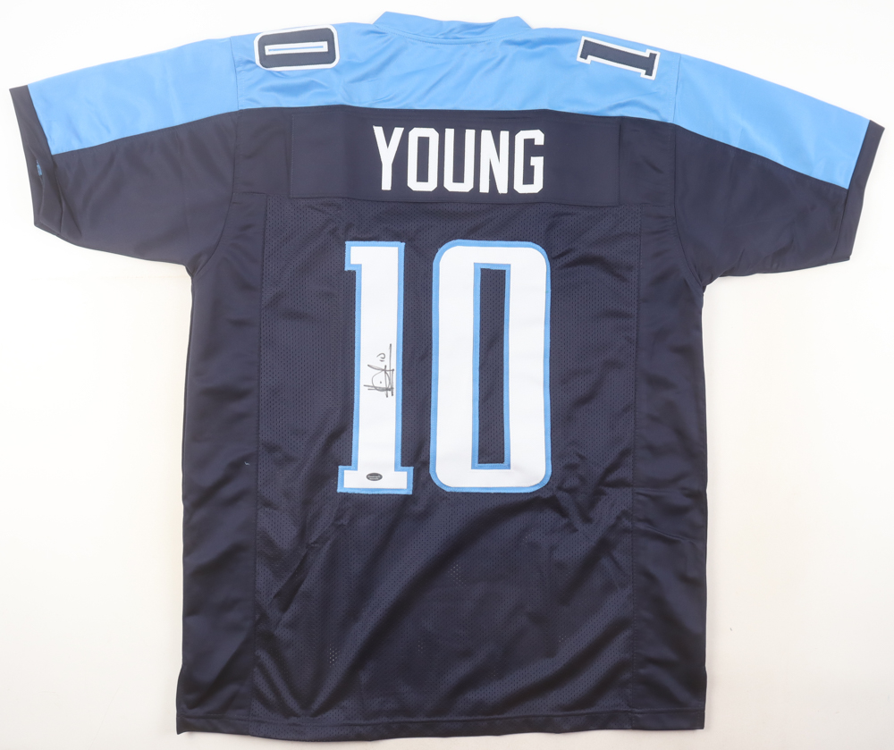 Vince Young Signed Jersey (Schwartz) at PristineAuction.com Vince Young Signed Jersey (Schwartz) at PristineAuction.com