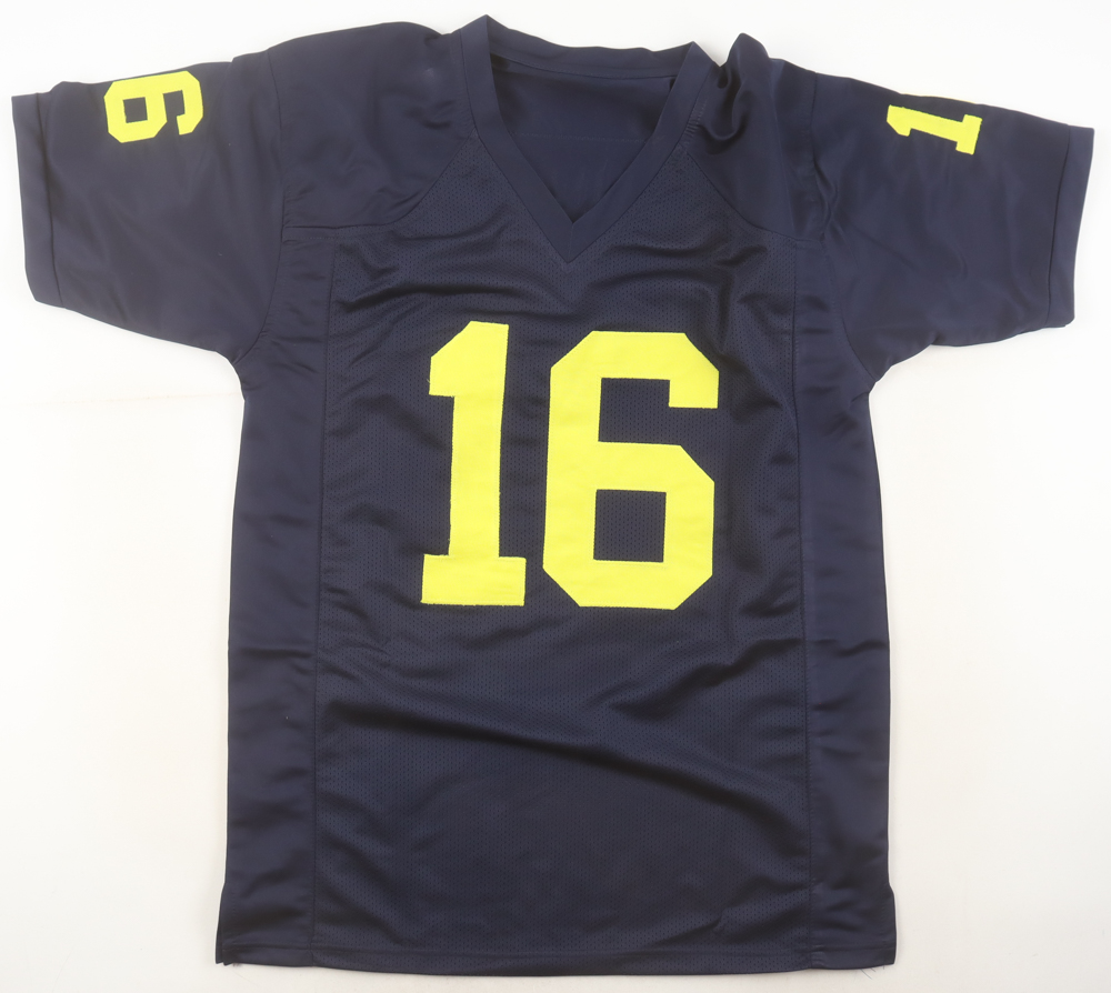 Denard Robinson Signed Jersey (Schwartz) at PristineAuction.com Denard Robinson Signed Jersey (Schwartz) at PristineAuction.com