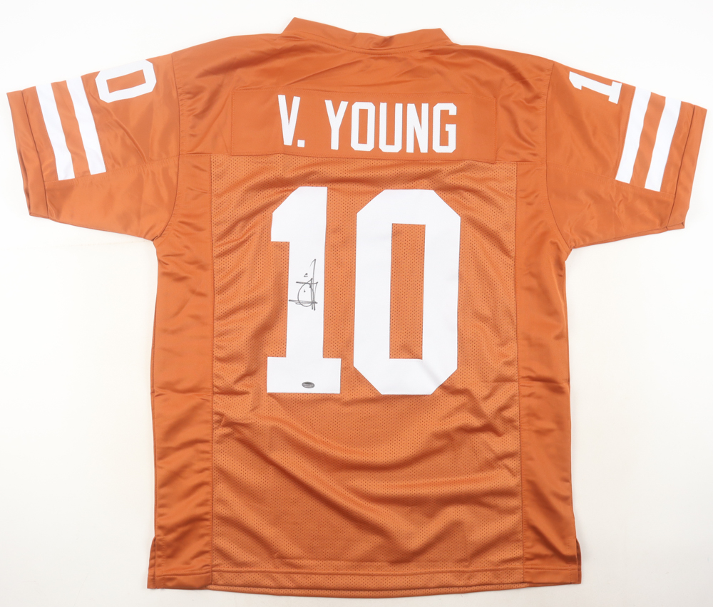 Vince Young Signed Jersey (Schwartz) at PristineAuction.com Vince Young Signed Jersey (Schwartz) at PristineAuction.com