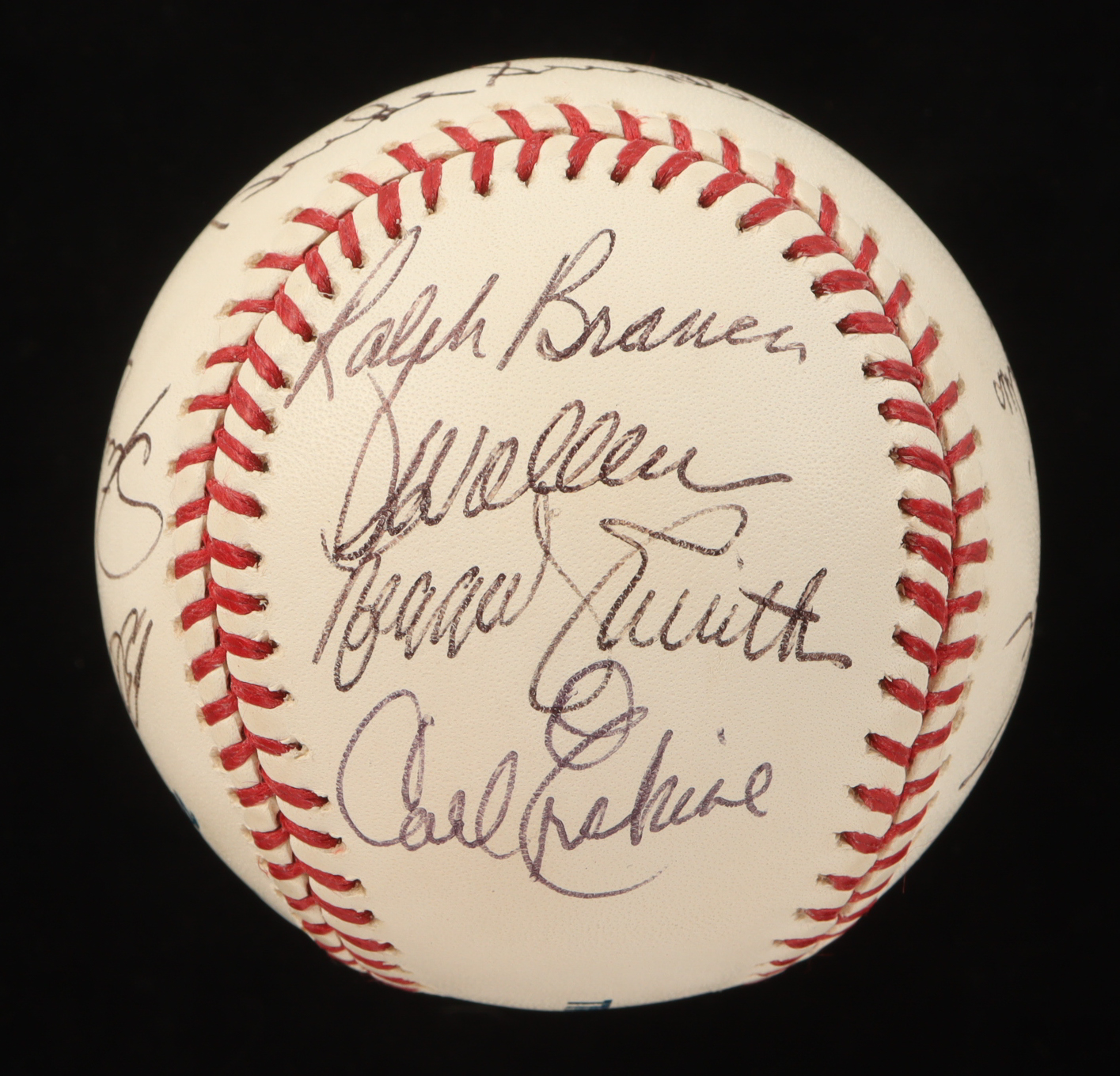 Dodgers Old Timers OML Baseball Signed by (14) with Duke Snider, Clem Labine, Davey Lopes, Ralph Branca (SOP) at PristineAuction.com Dodgers Old Timers OML Baseball Signed by (14) with Duke Snider, Clem Labine, Davey Lopes, Ralph Branca (SOP) at PristineAuction.com