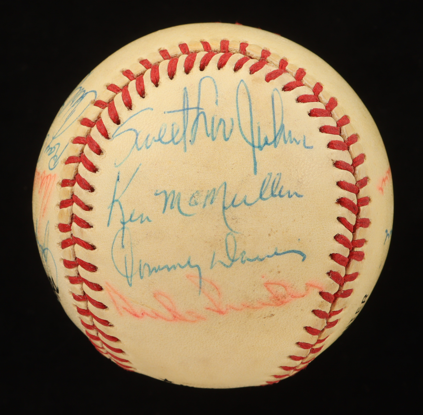 Dodgers Old Timers ONL Baseball Signed by (15) with Johnny Podres, Duke Snider, Preacher Roe, Don Drysdale (SOP) at PristineAuction.com Dodgers Old Timers ONL Baseball Signed by (15) with Johnny Podres, Duke Snider, Preacher Roe, Don Drysdale (SOP) at PristineAuction.com