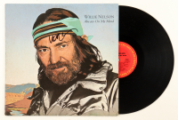 Willie Nelson Signed "Always On My Mind" Vinyl Record Album (Beckett) at PristineAuction.com