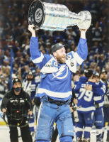 Victor Hedman Signed Lightning 11x14 Photo (JSA) at PristineAuction.com