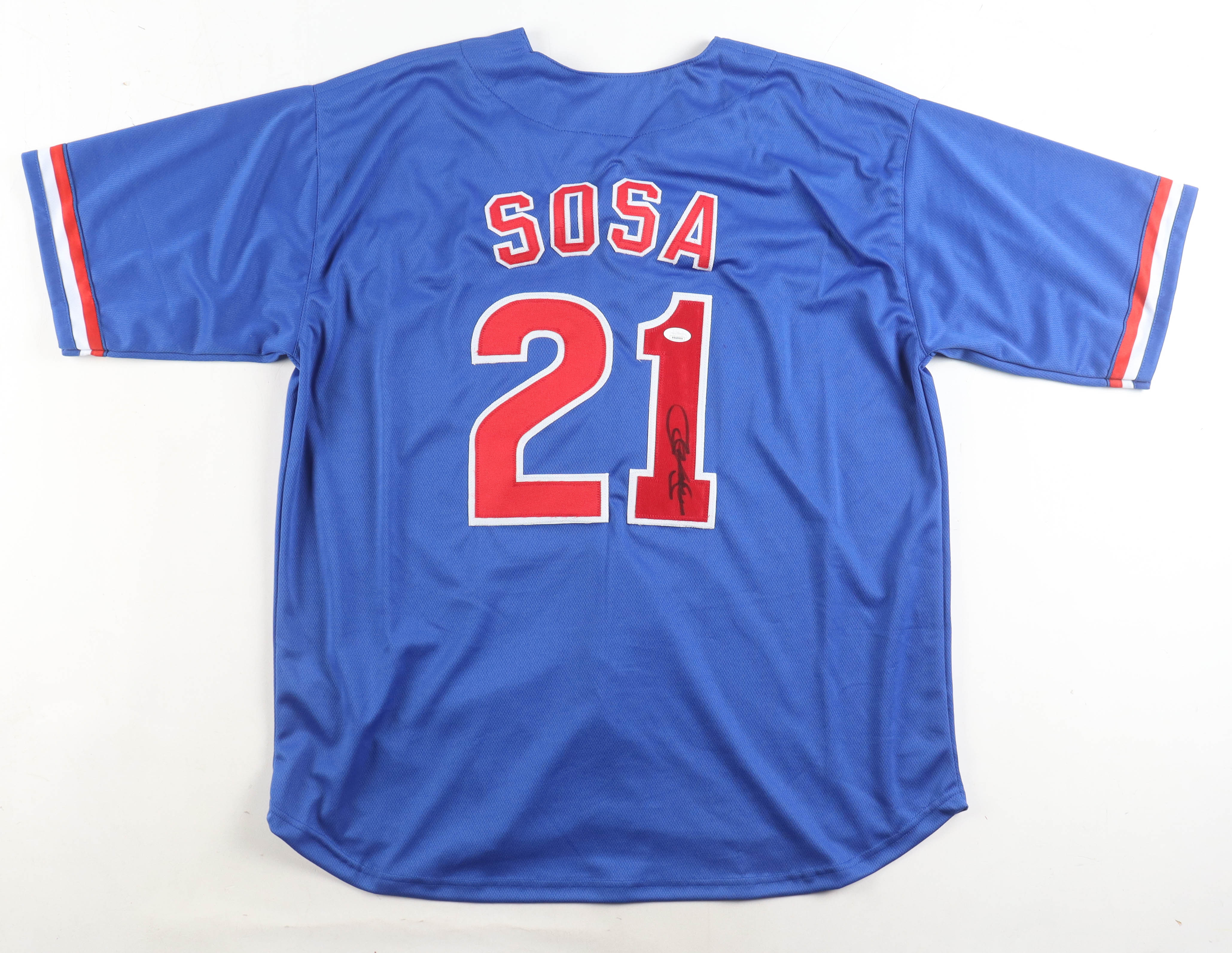 Sammy Sosa Signed Jersey (JSA) at PristineAuction.com Sammy Sosa Signed Jersey (JSA) at PristineAuction.com