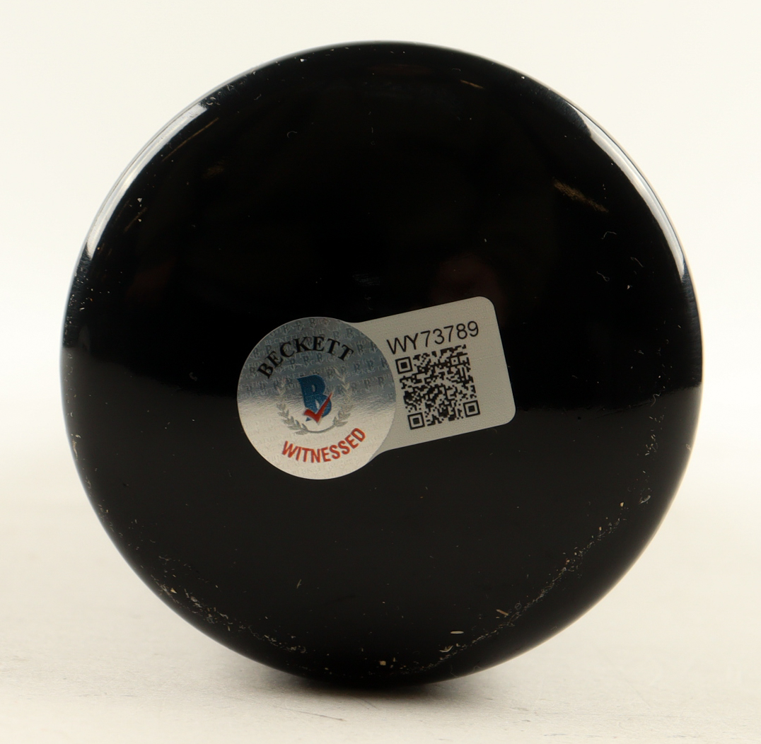 Ichiro Suzuki Signed Mizuno Player Model Baseball Bat (Beckett) at PristineAuction.com Ichiro Suzuki Signed Mizuno Player Model Baseball Bat (Beckett) at PristineAuction.com