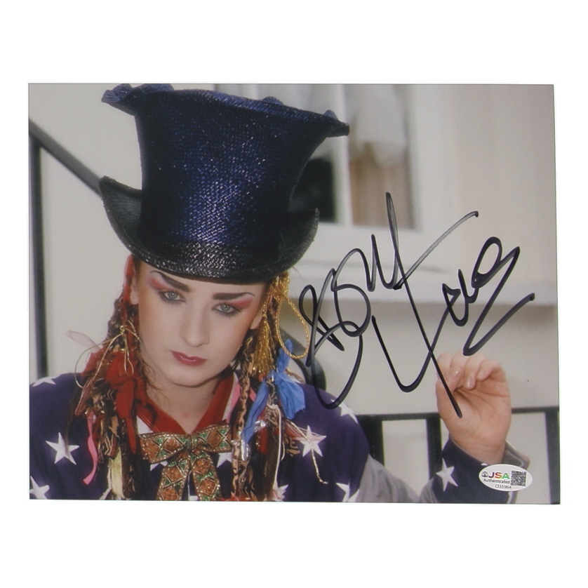 Boy George Signed 8x10 Photo (Beckett) at PristineAuction.com Boy George Signed 8x10 Photo (Beckett) at PristineAuction.com