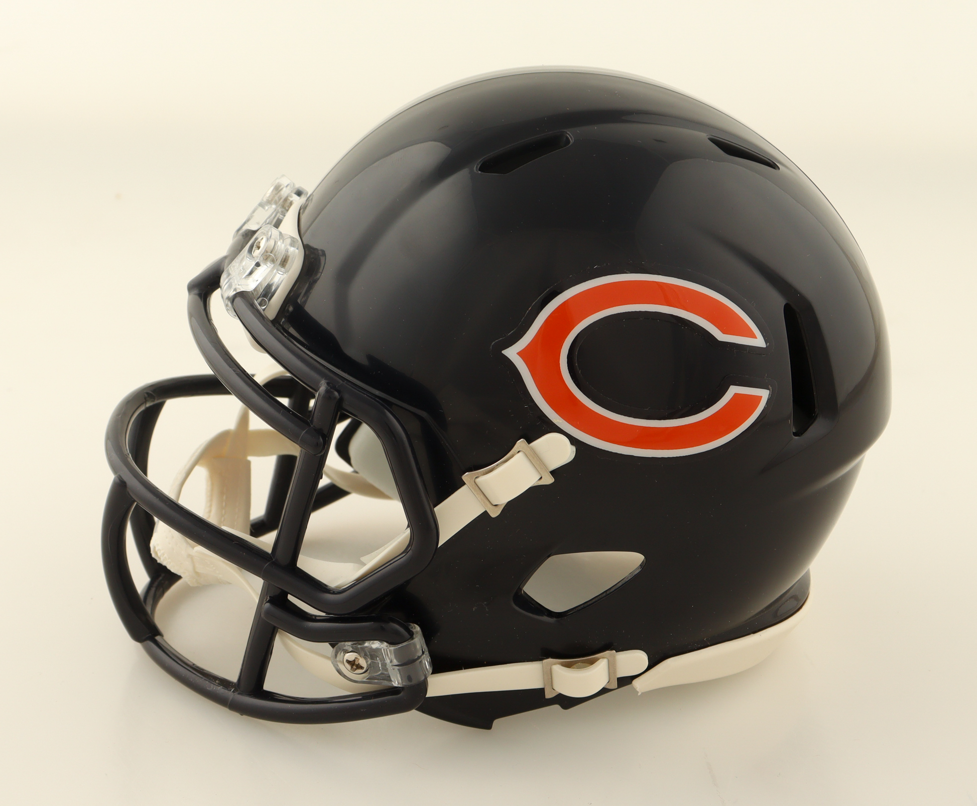 D'Andre Swift Signed Bears Speed Mini Helmet (JSA) at PristineAuction.com D'Andre Swift Signed Bears Speed Mini Helmet (JSA) at PristineAuction.com