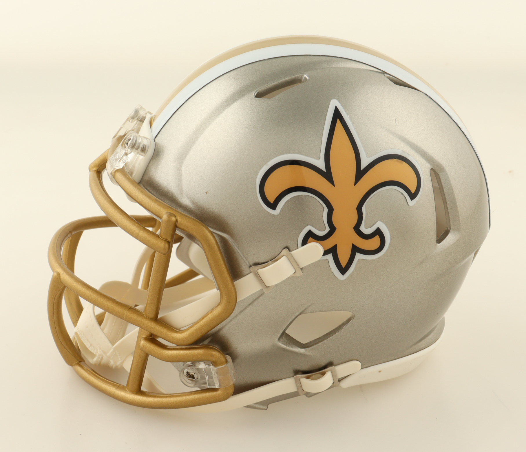 Drew Brees Signed Saints Flash Alternate Speed Mini Helmet (Beckett) at PristineAuction.com Drew Brees Signed Saints Flash Alternate Speed Mini Helmet (Beckett) at PristineAuction.com