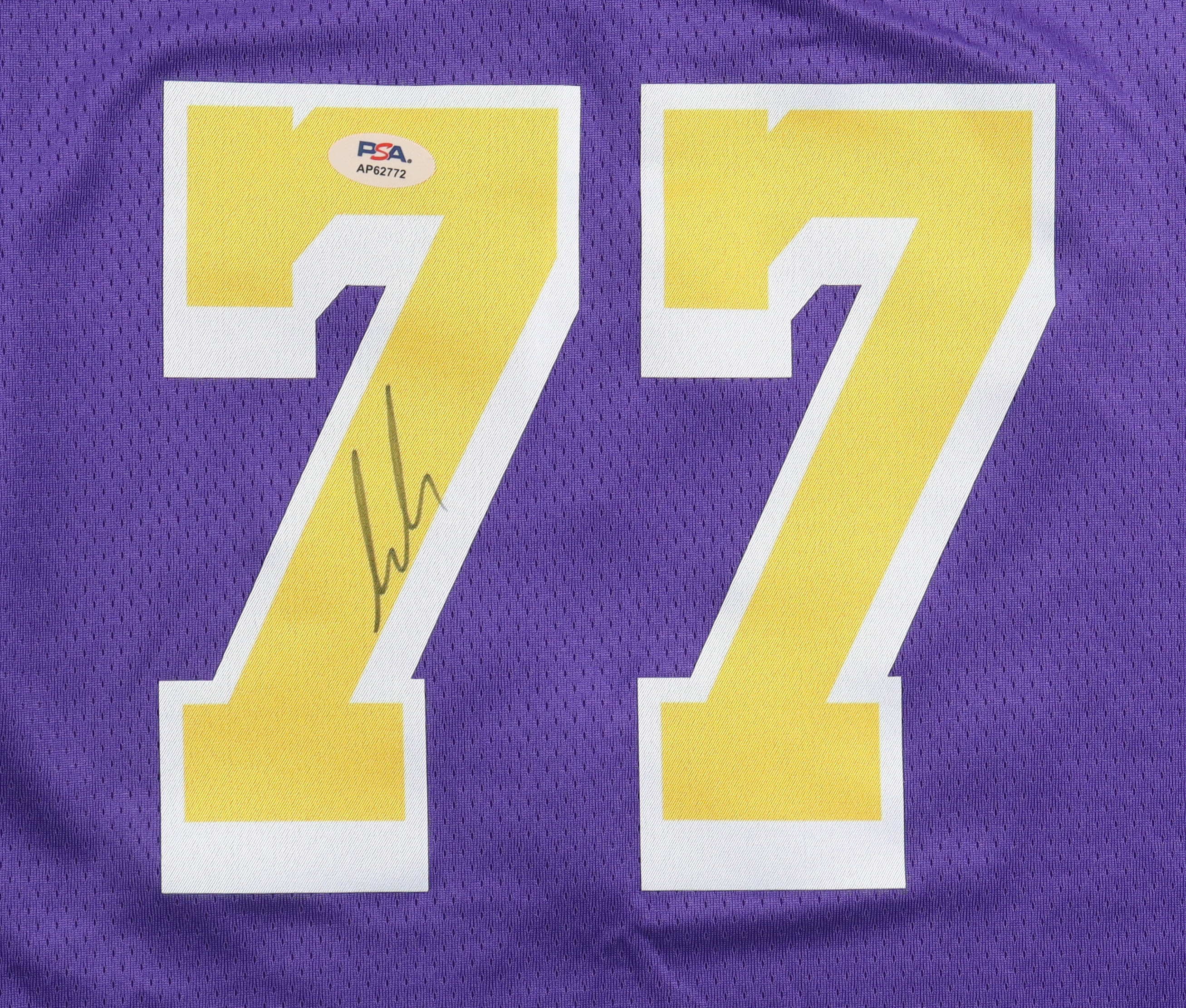 Luka Doncic Signed Lakers Nike Authentic Jersey (PSA) at PristineAuction.com Luka Doncic Signed Lakers Nike Authentic Jersey (PSA) at PristineAuction.com