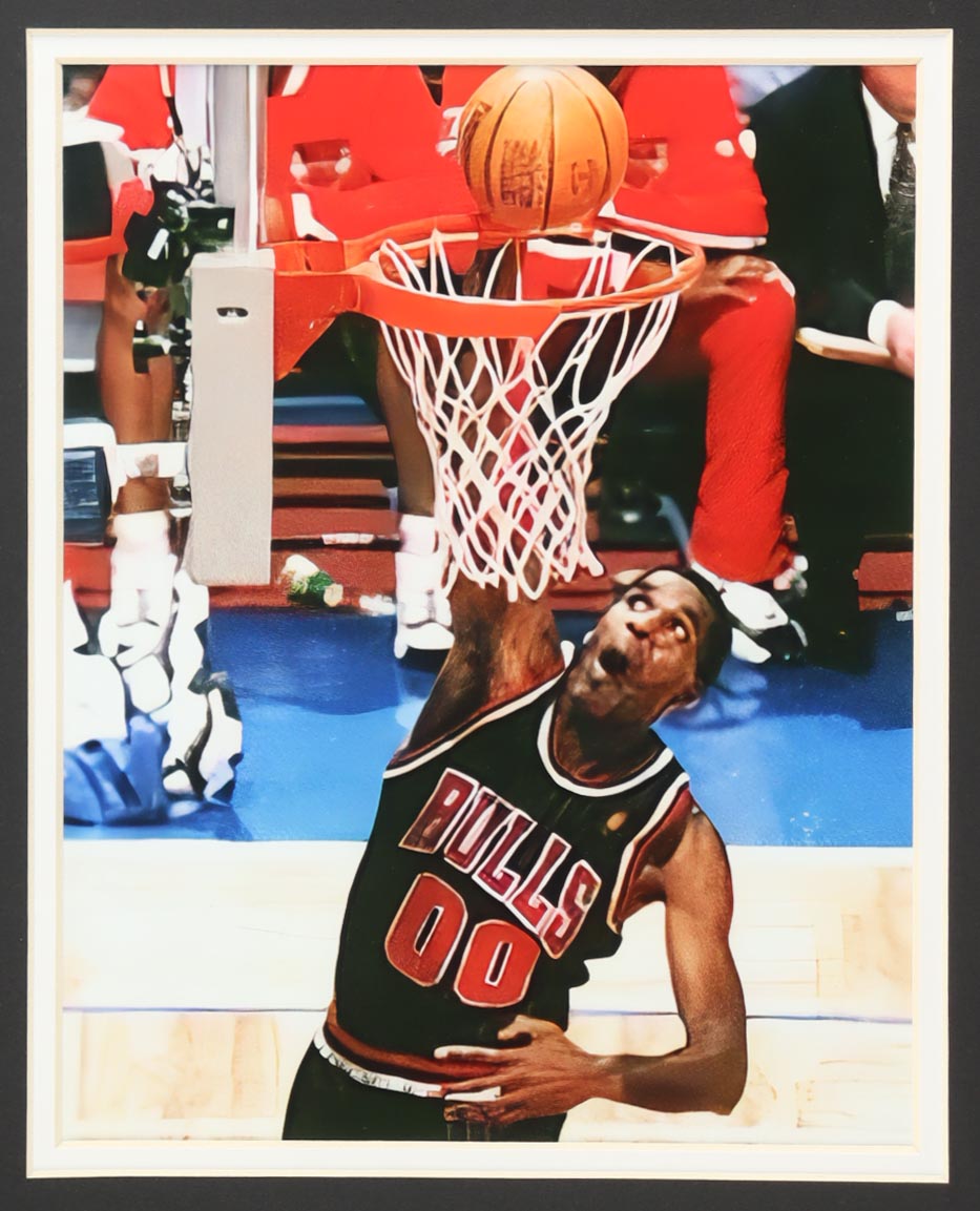 Robert Parish Signed Custom Framed Jersey Display (JSA) at PristineAuction.com Robert Parish Signed Custom Framed Jersey Display (JSA) at PristineAuction.com