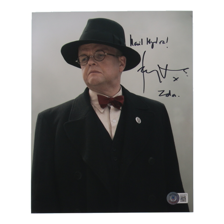 Toby Jones Signed "Captain America: The First Avenger" 8x10 Photo Inscribed "Hail Hydra!" & "Zola" (Beckett) at PristineAuction.com Toby Jones Signed "Captain America: The First Avenger" 8x10 Photo Inscribed "Hail Hydra!" & "Zola" (Beckett) at PristineAuction.com
