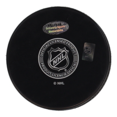 Jari Kurri Signed Oilers Logo Hockey Puck Inscribed "HOF 2001" (Schwartz) at PristineAuction.com Jari Kurri Signed Oilers Logo Hockey Puck Inscribed "HOF 2001" (Schwartz) at PristineAuction.com