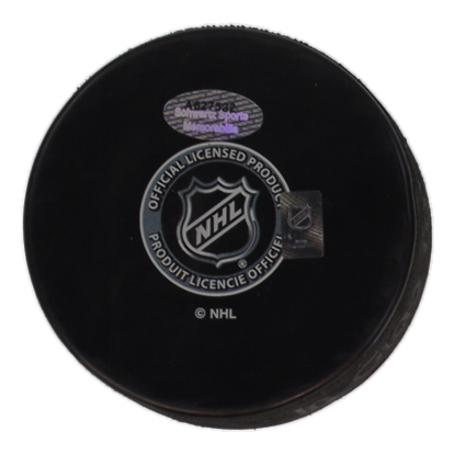 Doug Gilmour Signed Maple Leafs Logo Hockey Puck Inscribed "HOF '11" (Schwartz) at PristineAuction.com Doug Gilmour Signed Maple Leafs Logo Hockey Puck Inscribed "HOF '11" (Schwartz) at PristineAuction.com