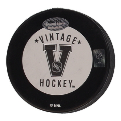 Marcel Dionne Signed Kings Throwback Logo Hockey Puck Inscribed "HOF 92" (Schwartz) at PristineAuction.com Marcel Dionne Signed Kings Throwback Logo Hockey Puck Inscribed "HOF 92" (Schwartz) at PristineAuction.com