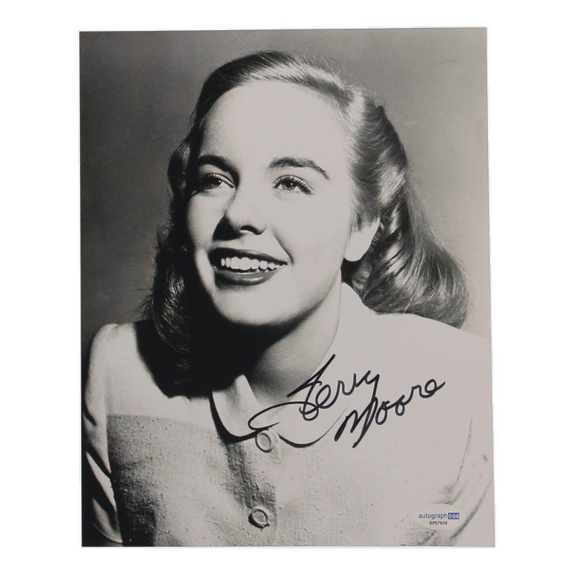 Terry Moore Signed 8x10 Photo (ACOA) at PristineAuction.com Terry Moore Signed 8x10 Photo (ACOA) at PristineAuction.com