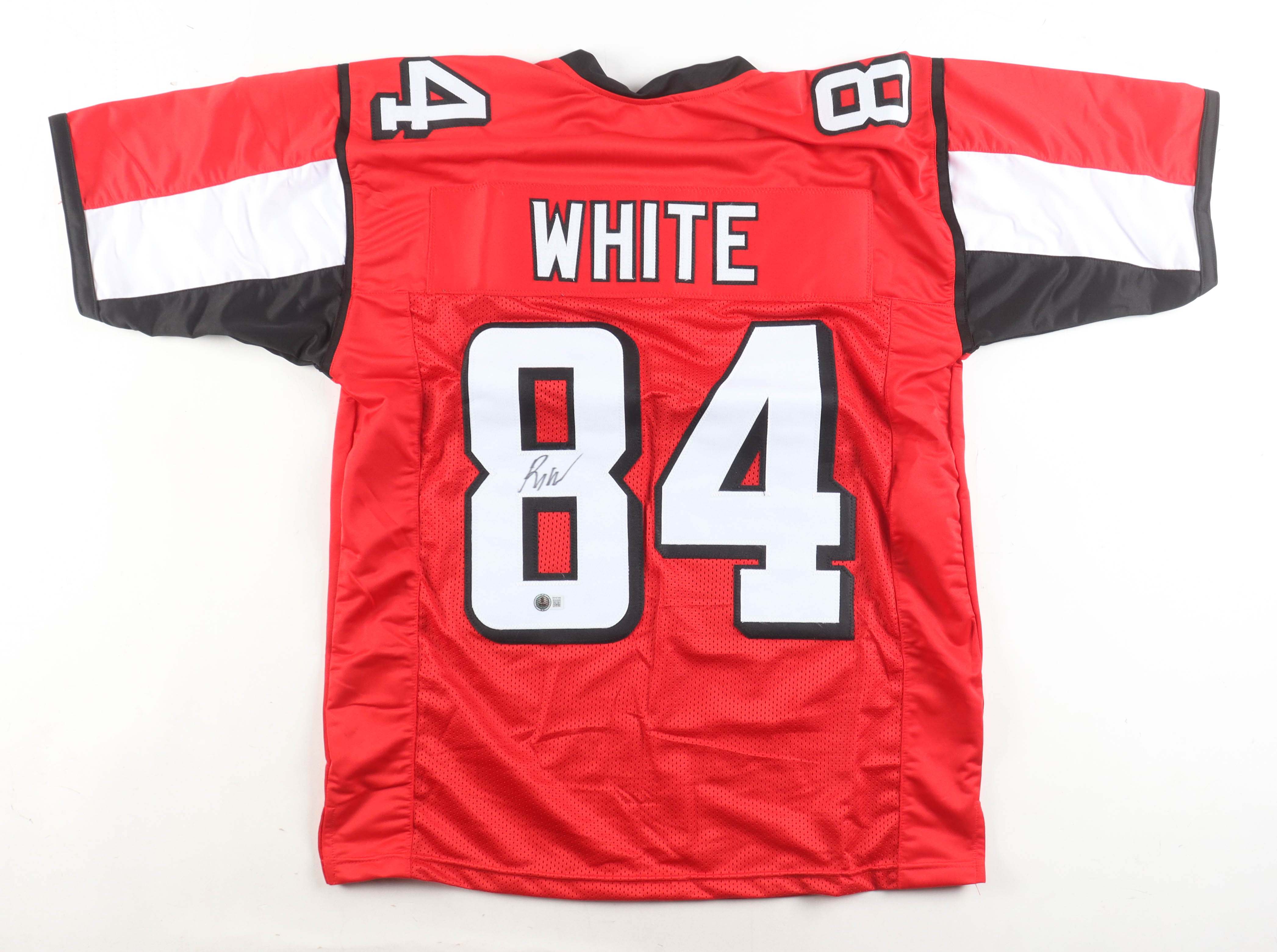Roddy White Signed Jersey (Beckett) at PristineAuction.com Roddy White Signed Jersey (Beckett) at PristineAuction.com