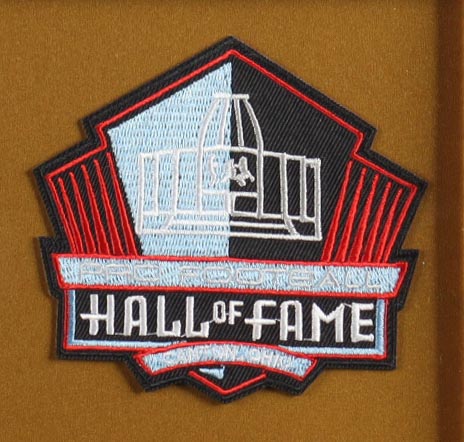 Brett Favre Signed Custom Framed Cut Display with Jersey & Super Bowl Pin (JSA) at PristineAuction.com Brett Favre Signed Custom Framed Cut Display with Jersey & Super Bowl Pin (JSA) at PristineAuction.com