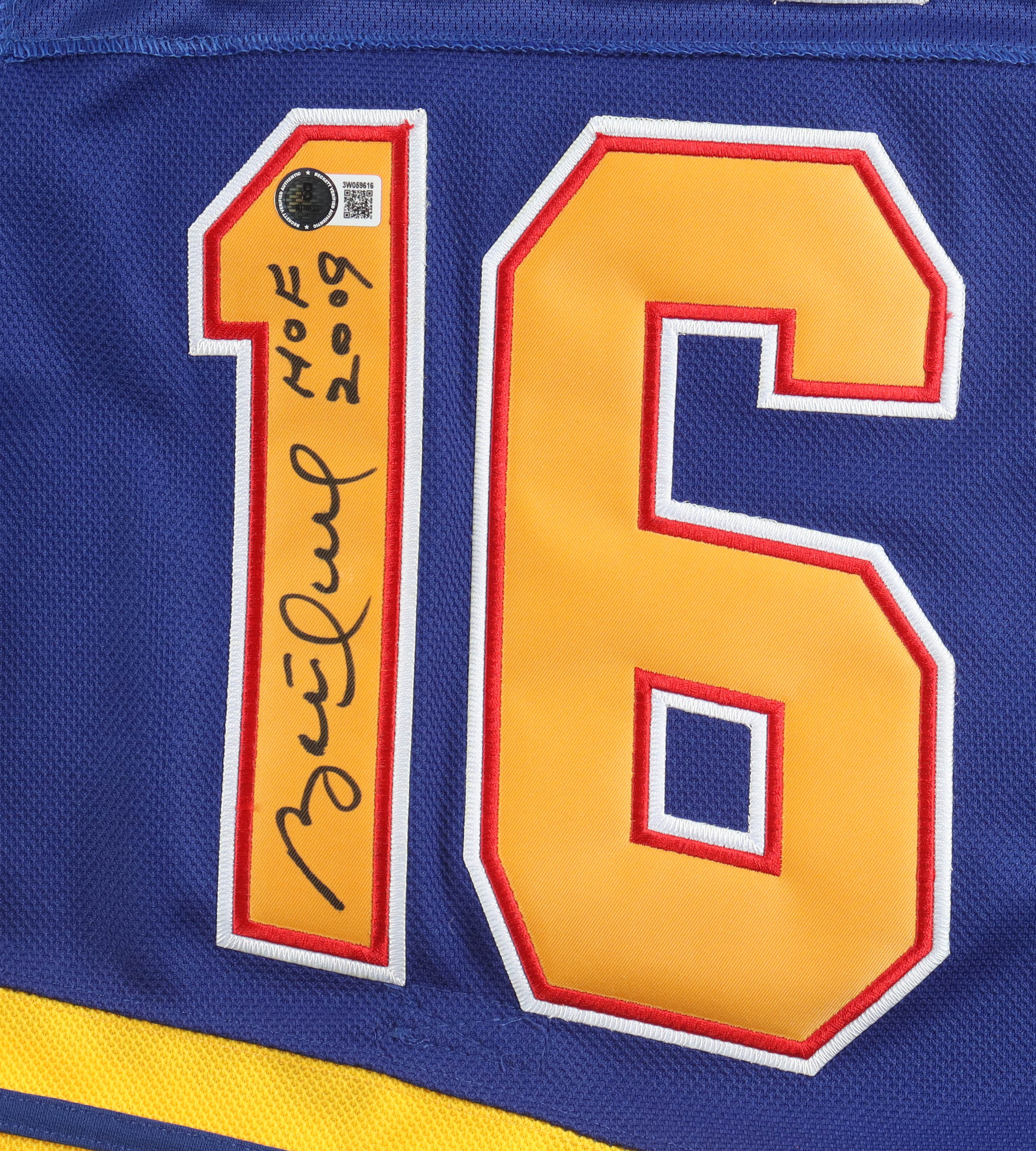 Brett Hull Signed Blues CCM Authentic Captain's Jersey Inscribed "HOF 2009" (Beckett) at PristineAuction.com Brett Hull Signed Blues CCM Authentic Captain's Jersey Inscribed "HOF 2009" (Beckett) at PristineAuction.com