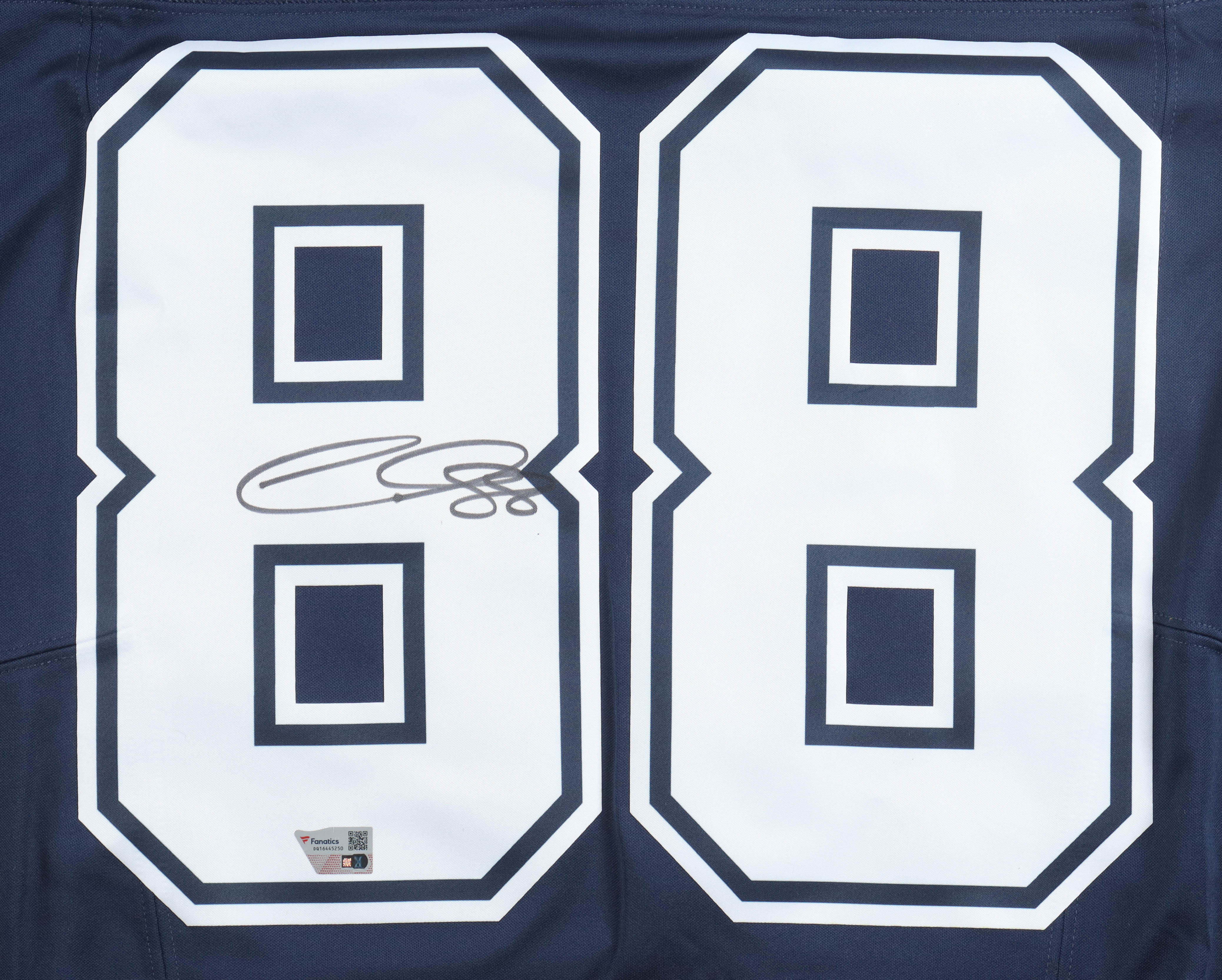 CeeDee Lamb Signed Cowboys Nike Authentic Jersey (Fanatics) at PristineAuction.com CeeDee Lamb Signed Cowboys Nike Authentic Jersey (Fanatics) at PristineAuction.com