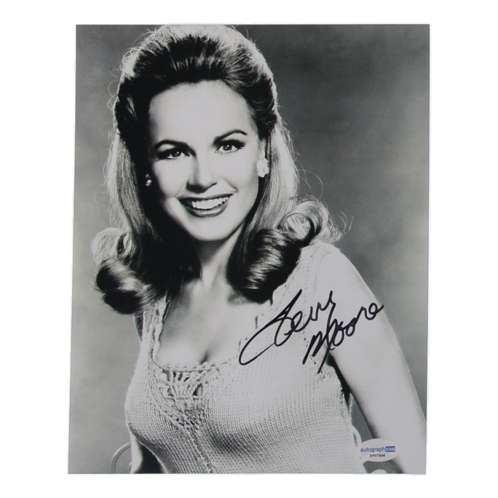 Terry Moore Signed 8x10 Photo (ACOA) at PristineAuction.com