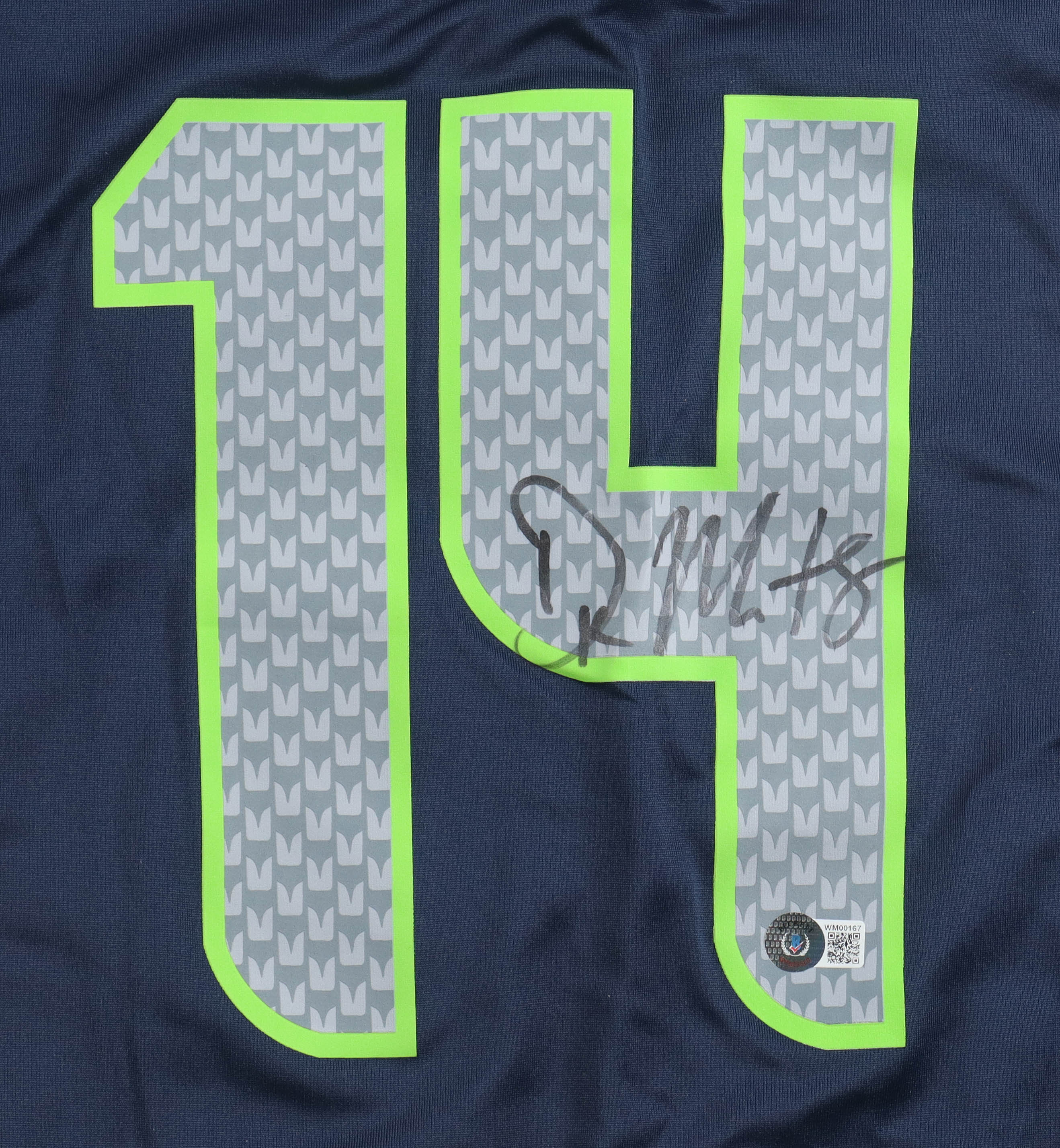 DK Metcalf Signed Seahawks Nike Authentic Jersey (Beckett) at PristineAuction.com DK Metcalf Signed Seahawks Nike Authentic Jersey (Beckett) at PristineAuction.com