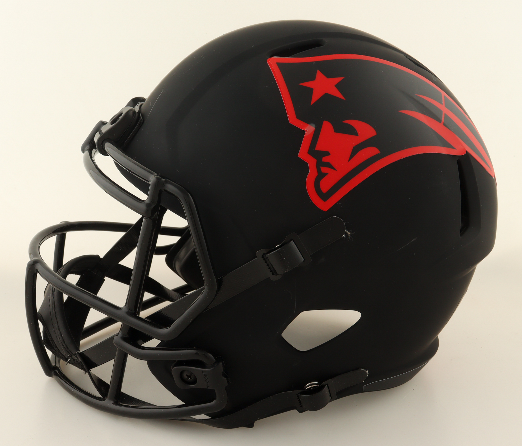 John Hannah Signed Patriots Full-Size Eclipse Alternate Speed Helmet Inscribed "HOF 91" (Schwartz) at PristineAuction.com John Hannah Signed Patriots Full-Size Eclipse Alternate Speed Helmet Inscribed "HOF 91" (Schwartz) at PristineAuction.com