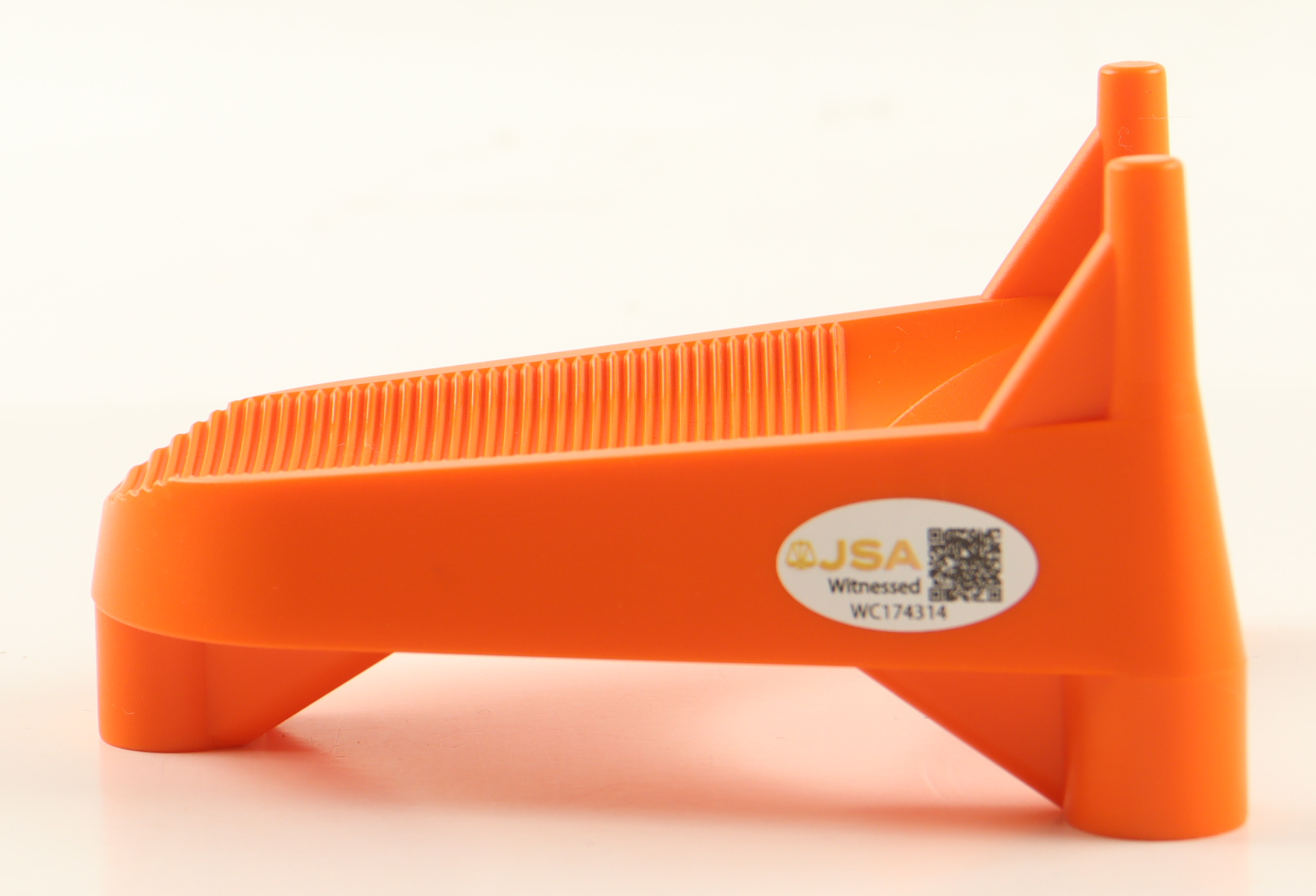 Jason Hanson Signed Kicking Tee Inscribed "Lions" (JSA) at PristineAuction.com Jason Hanson Signed Kicking Tee Inscribed "Lions" (JSA) at PristineAuction.com