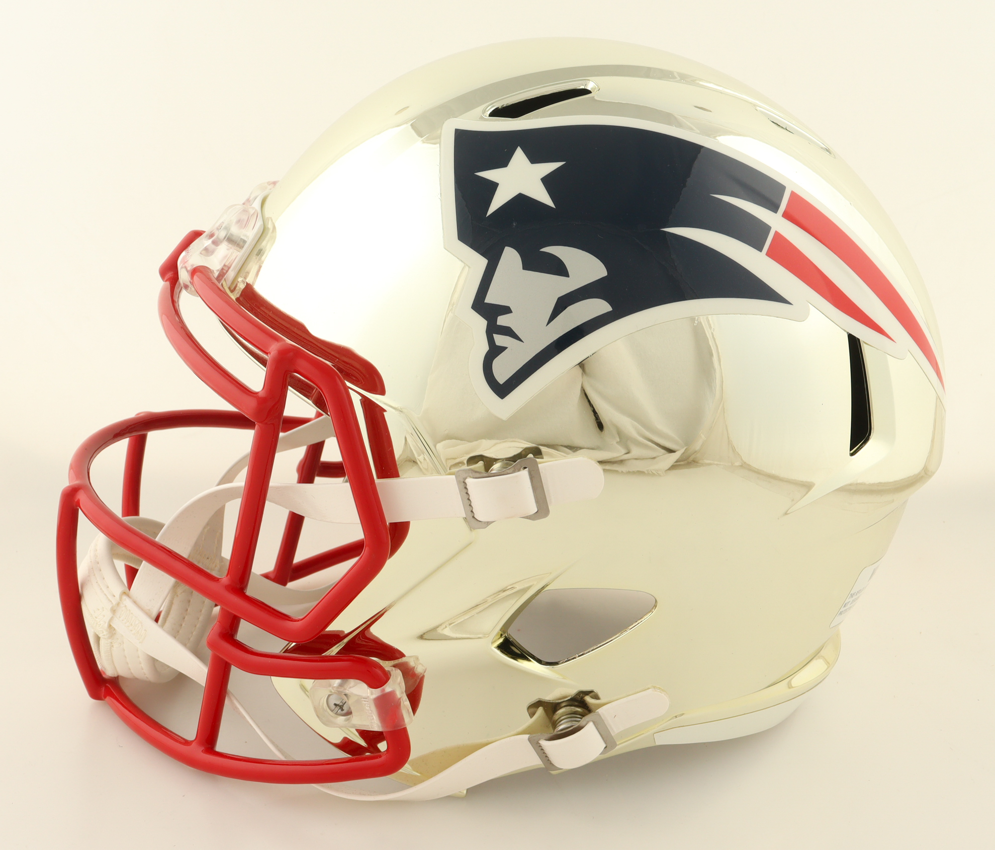 Sony Michel Signed Patriots Full-Size Chrome Alternate Speed Helmet (Beckett) at PristineAuction.com Sony Michel Signed Patriots Full-Size Chrome Alternate Speed Helmet (Beckett) at PristineAuction.com