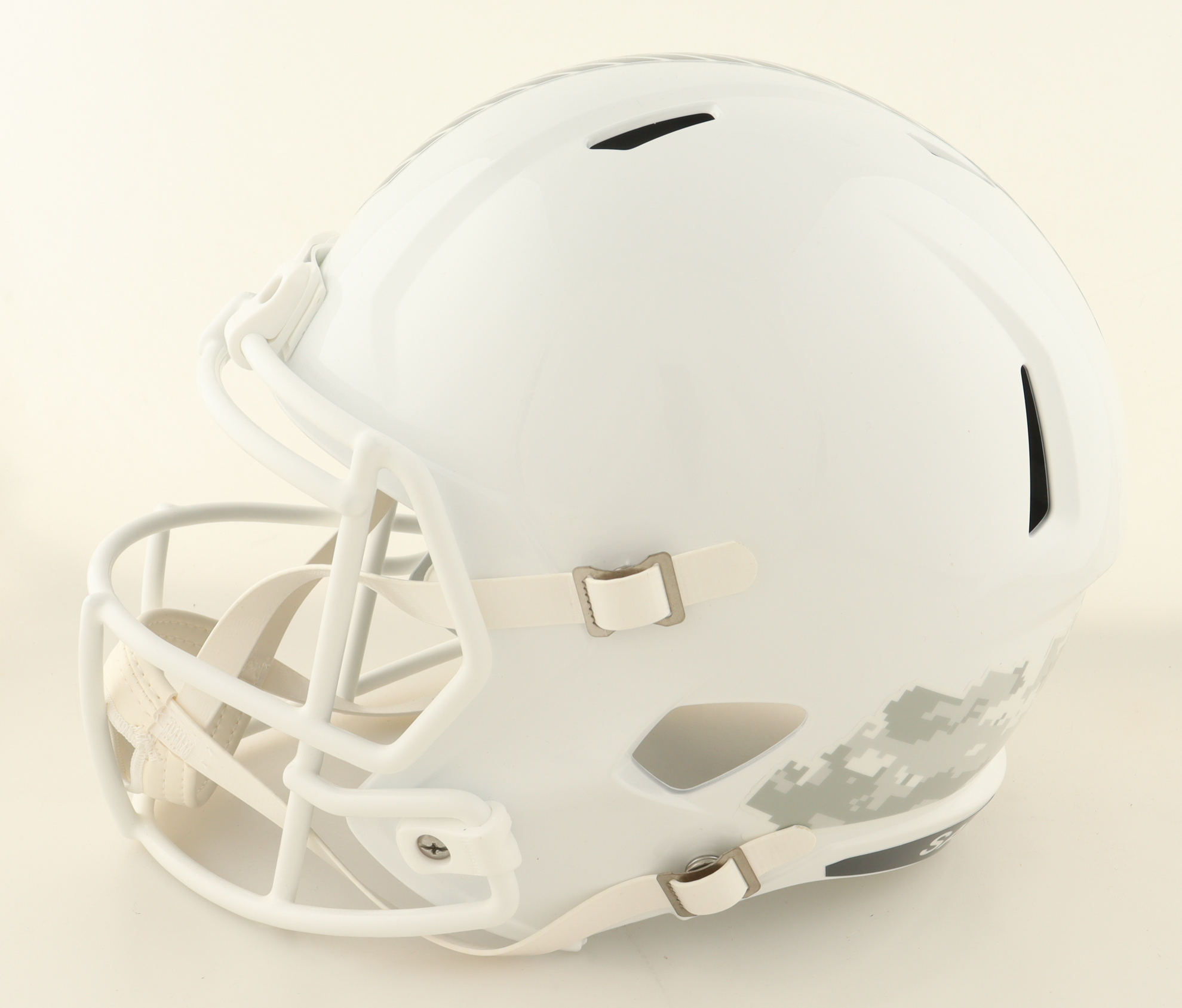 Darius Slay Signed Steelers Full-Size Salute to Service Alternate Speed Helmet Inscribed "Big Play Slay" (Beckett) at PristineAuction.com Darius Slay Signed Steelers Full-Size Salute to Service Alternate Speed Helmet Inscribed "Big Play Slay" (Beckett) at PristineAuction.com