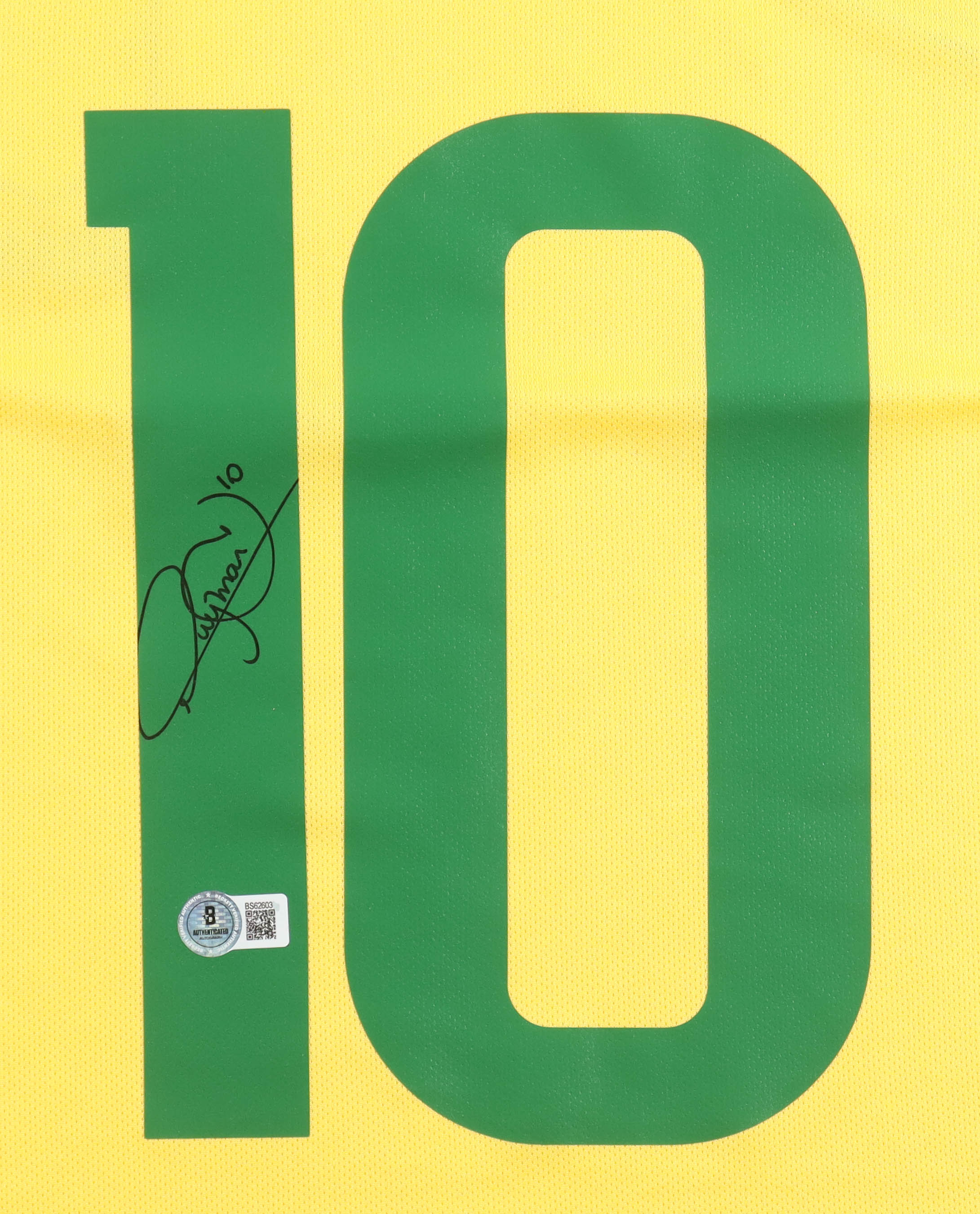 Neymar Signed Brazil Nike Authentic Jersey (Beckett) at PristineAuction.com Neymar Signed Brazil Nike Authentic Jersey (Beckett) at PristineAuction.com