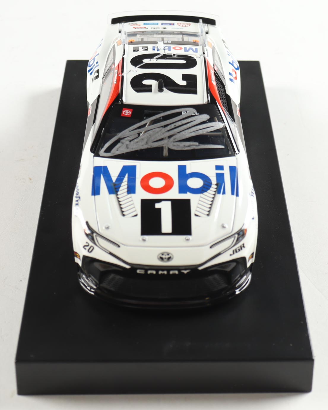 Christopher Bell Signed 2025 #20 Mobil 1 Camry | 1:24 Diecast Car (Bell COA) at PristineAuction.com Christopher Bell Signed 2025 #20 Mobil 1 Camry | 1:24 Diecast Car (Bell COA) at PristineAuction.com