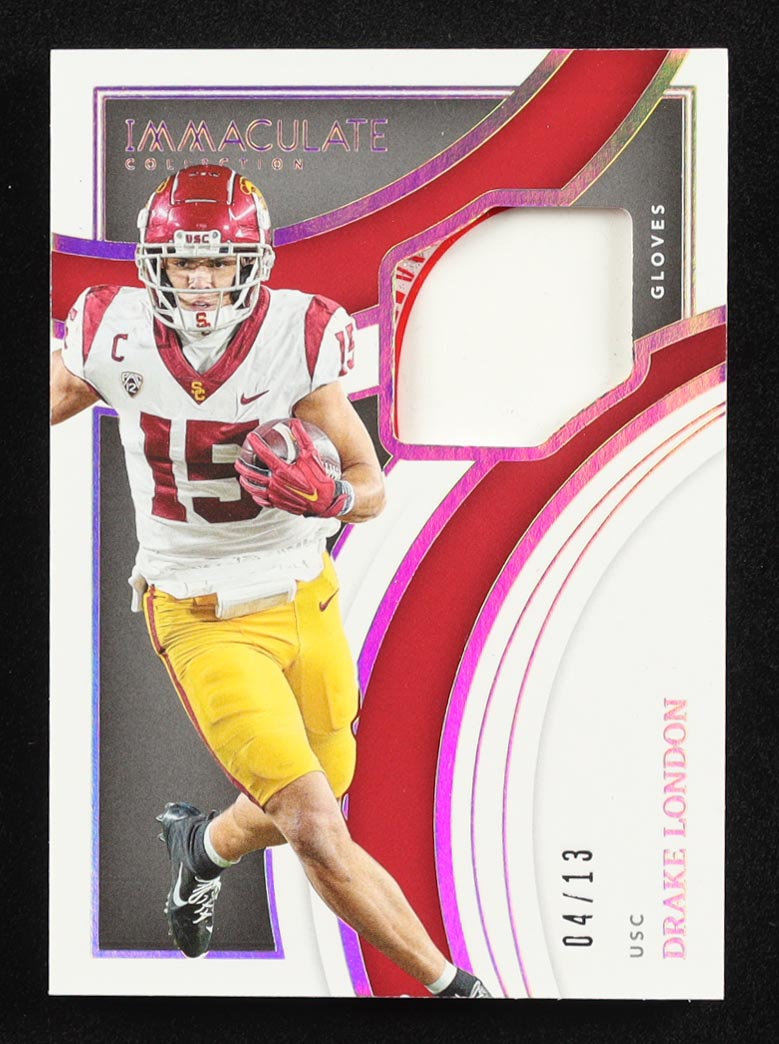 Drake London 2022 Panini Immaculate Collection Collegiate Gloves Red/Gold Patch #IG-DLO RC #04/13 at PristineAuction.com Drake London 2022 Panini Immaculate Collection Collegiate Gloves Red/Gold Patch #IG-DLO RC #04/13 at PristineAuction.com