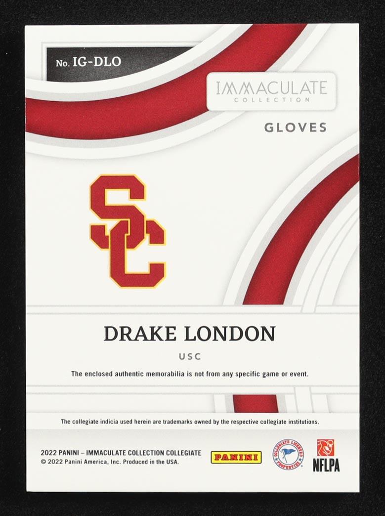 Drake London 2022 Panini Immaculate Collection Collegiate Gloves Red/Gold Patch #IG-DLO RC #04/13 at PristineAuction.com Drake London 2022 Panini Immaculate Collection Collegiate Gloves Red/Gold Patch #IG-DLO RC #04/13 at PristineAuction.com