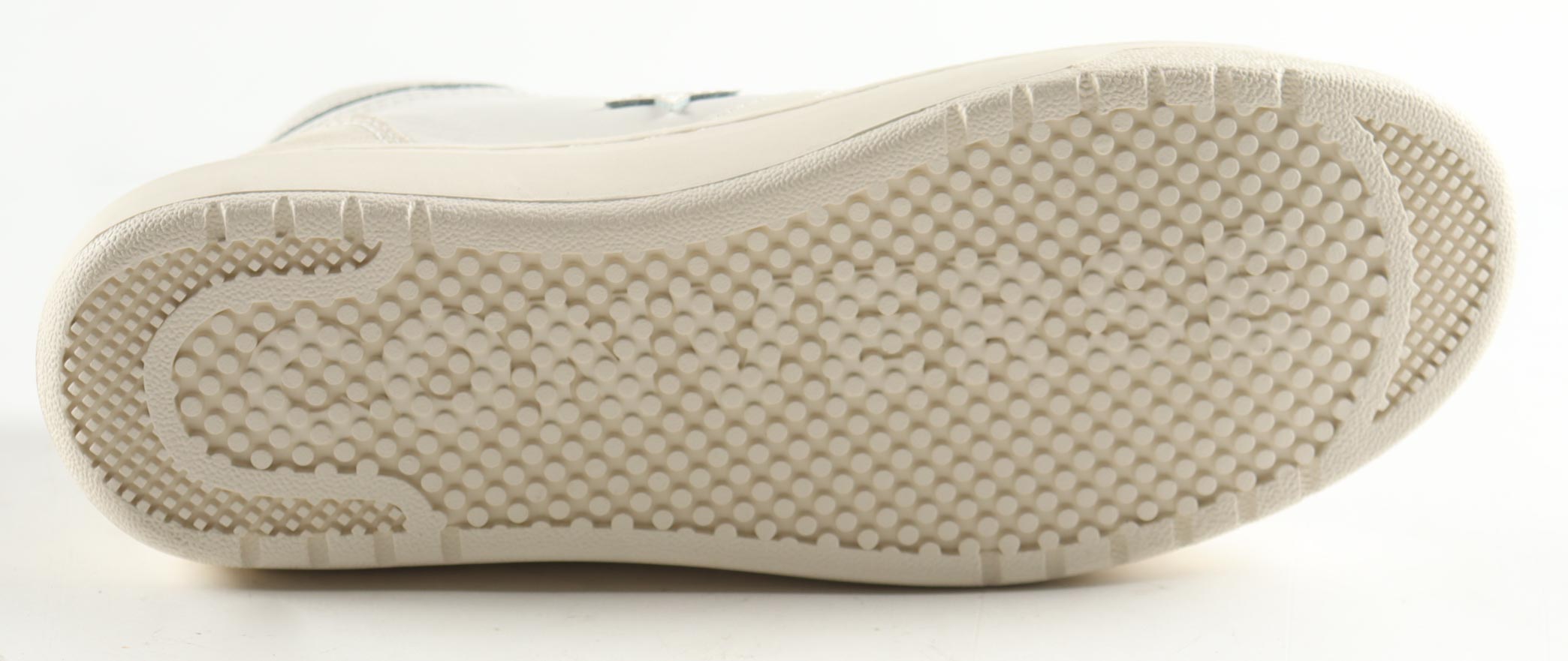 Larry Bird Signed Converse Basketball Shoe with Display Stand (Beckett) at PristineAuction.com Larry Bird Signed Converse Basketball Shoe with Display Stand (Beckett) at PristineAuction.com